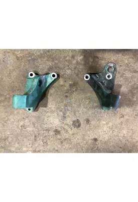 VOLVO D13 Engine Mounts