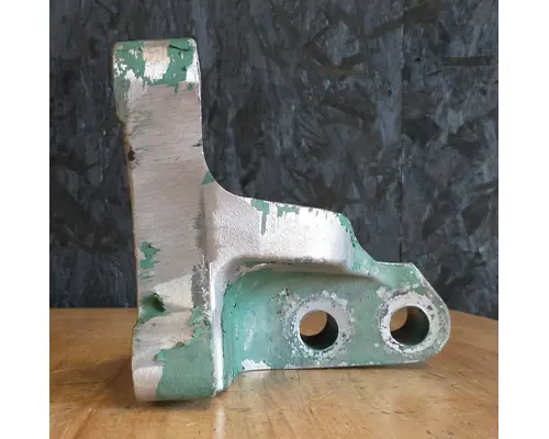 VOLVO D13 Engine Mounts