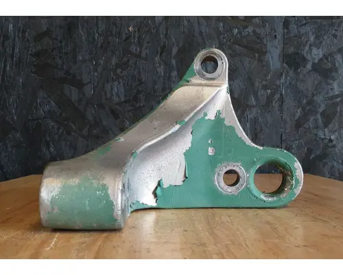 VOLVO D13 Engine Mounts