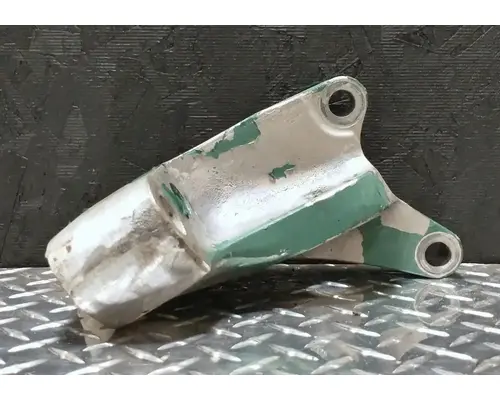VOLVO D13 Engine Mounts