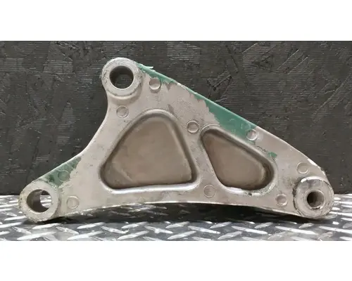 VOLVO D13 Engine Mounts