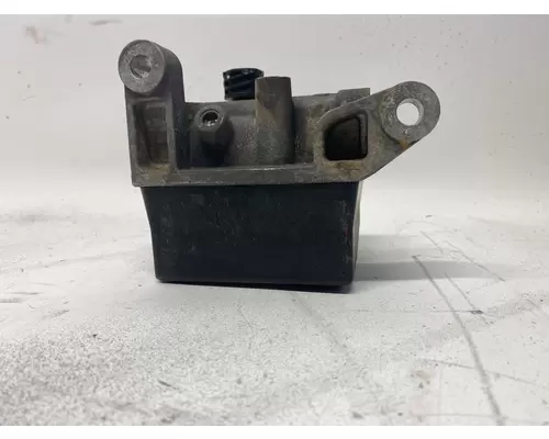 VOLVO D13 Engine Oil & Fuel Manifold