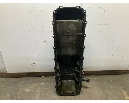 VOLVO D13 Engine Oil Pan