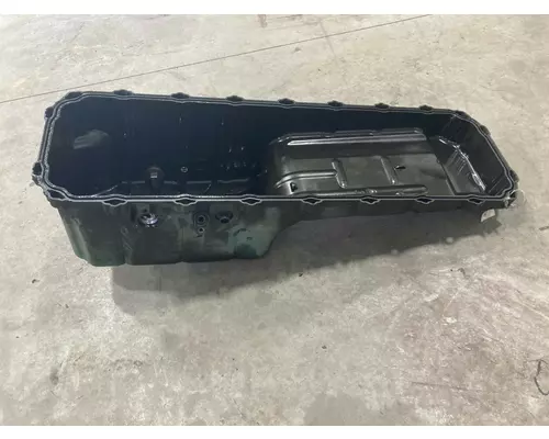 VOLVO D13 Engine Oil Pan