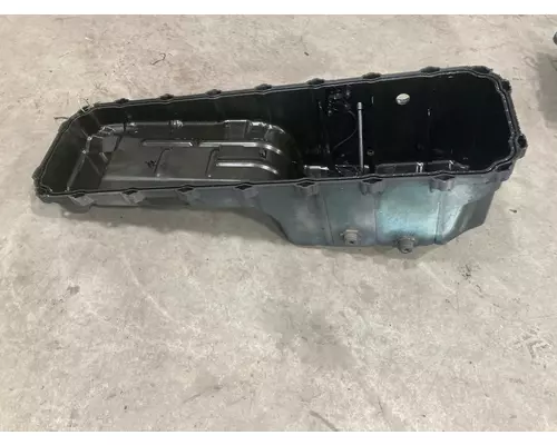 VOLVO D13 Engine Oil Pan