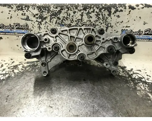 VOLVO D13 Engine Oil Pump