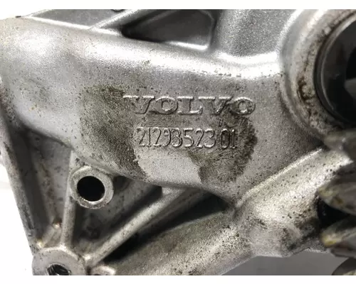 VOLVO D13 Engine Oil Pump