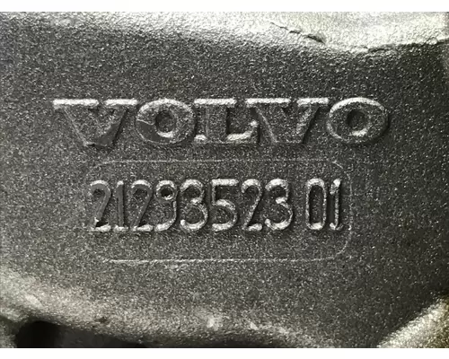 VOLVO D13 Engine Oil Pump