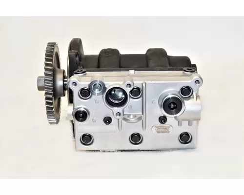 VOLVO D13 Engine Pump