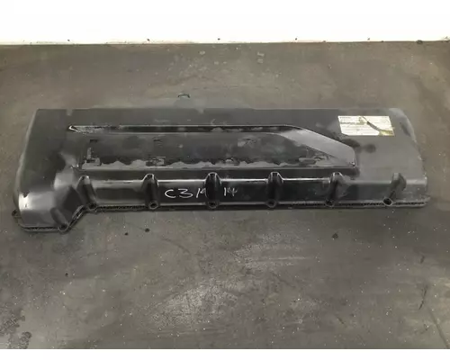 VOLVO D13 Engine Valve Cover