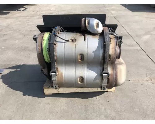 VOLVO D13 Exhaust DPF Assembly