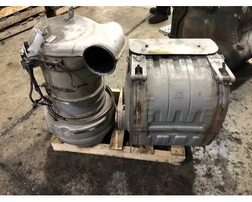 VOLVO D13 Exhaust DPF Assembly