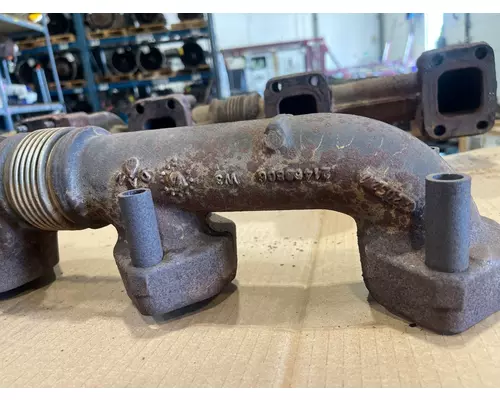 VOLVO D13 Exhaust Manifold