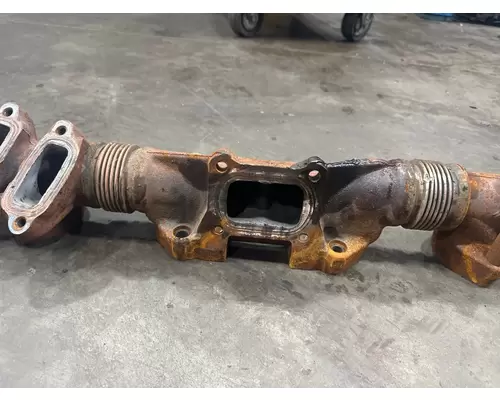 VOLVO D13 Exhaust Manifold