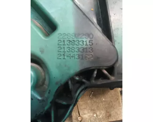 VOLVO D13 FRONTTIMING COVER