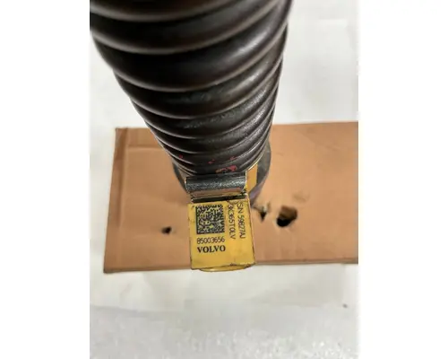 VOLVO D13 Fuel Injector