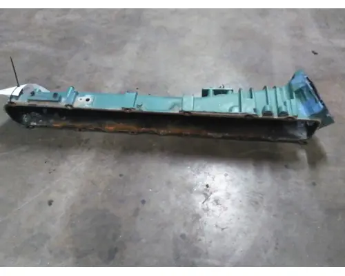 VOLVO D13 INTAKE MANIFOLD