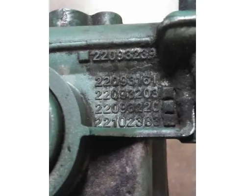 VOLVO D13 OIL FILTER HOUSING