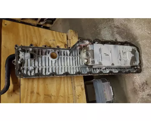 VOLVO D13 Oil Cooler