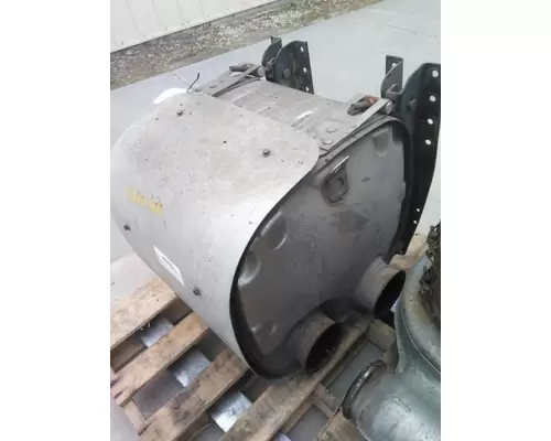 VOLVO D13 SCR ASSEMBLY (SELECTIVE CATALYTIC REDUCTION)