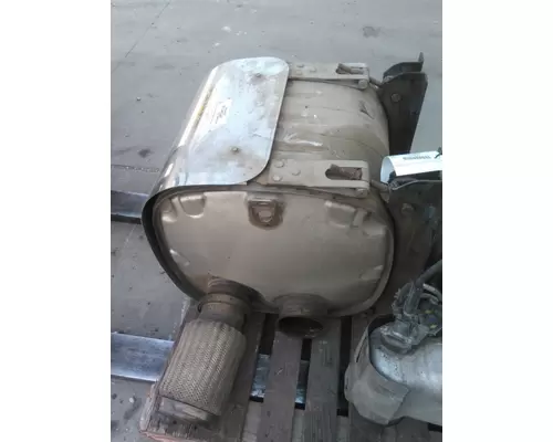 VOLVO D13 SCR ASSEMBLY (SELECTIVE CATALYTIC REDUCTION)