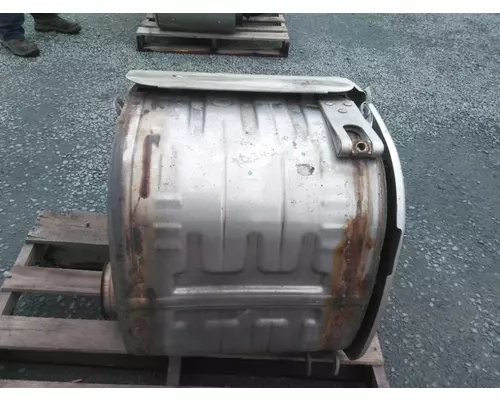 VOLVO D13 SCR ASSEMBLY (SELECTIVE CATALYTIC REDUCTION)