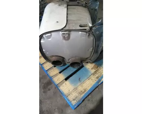 VOLVO D13 SCR ASSEMBLY (SELECTIVE CATALYTIC REDUCTION)