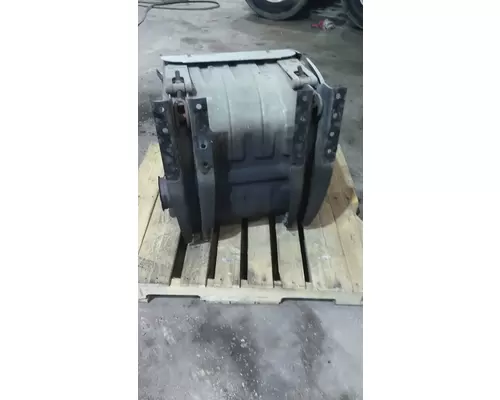 VOLVO D13 SCR ASSEMBLY (SELECTIVE CATALYTIC REDUCTION)