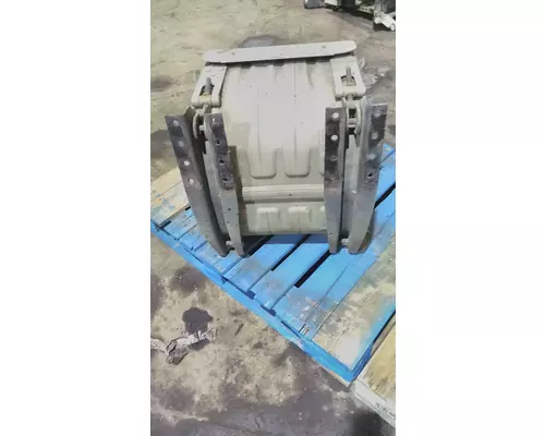 VOLVO D13 SCR ASSEMBLY (SELECTIVE CATALYTIC REDUCTION)