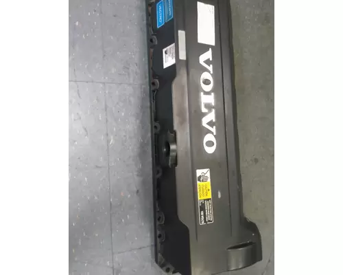 VOLVO D13 VALVE COVER