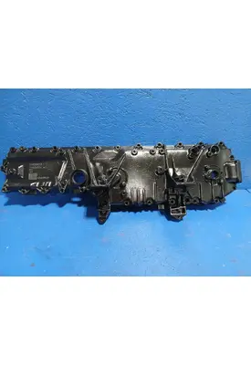 VOLVO D13 Valve Cover