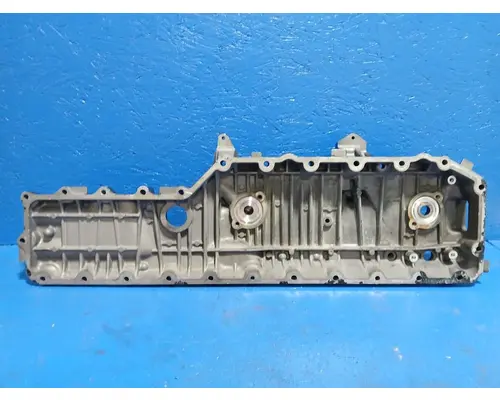 VOLVO D13 Valve Cover