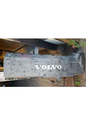 VOLVO D13 Valve Cover