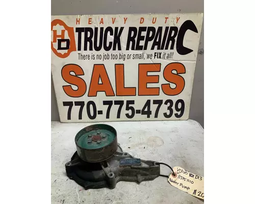 VOLVO D13 Water Pump