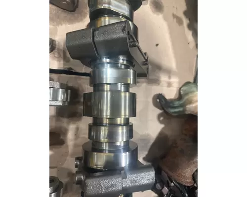 VOLVO D16 SCR Camshaft