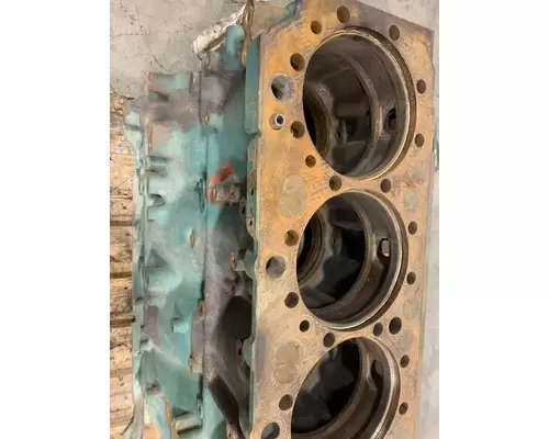 VOLVO D16 SCR Cylinder Block