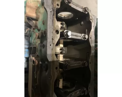 VOLVO D16 SCR Cylinder Block