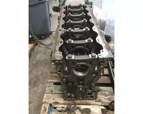 VOLVO D16 SCR Cylinder Block