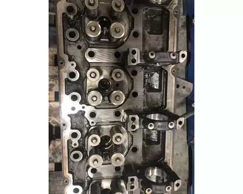 VOLVO D16 SCR Cylinder Head