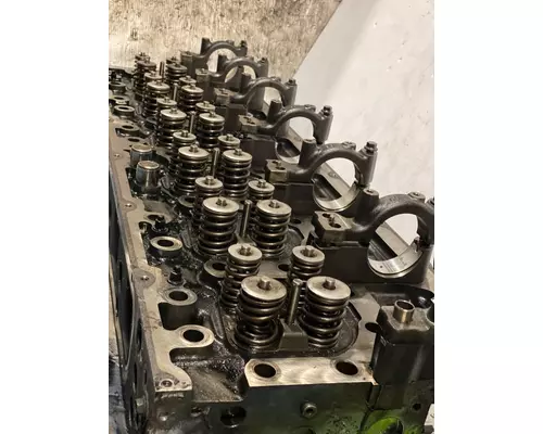 VOLVO D16 SCR Cylinder Head