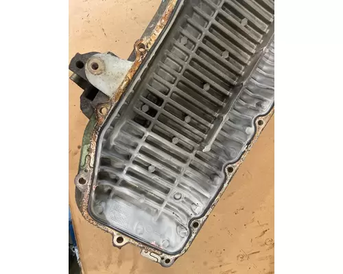 VOLVO D16 SCR Engine Oil Cooler