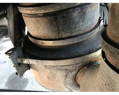 Scr Assembly Volvo VOLVO D16 SCR Exhaust DPF Assembly in Kansas City, MO $1,350.00 #24797699
