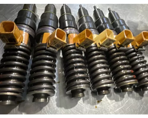 VOLVO D16 SCR Fuel Injector