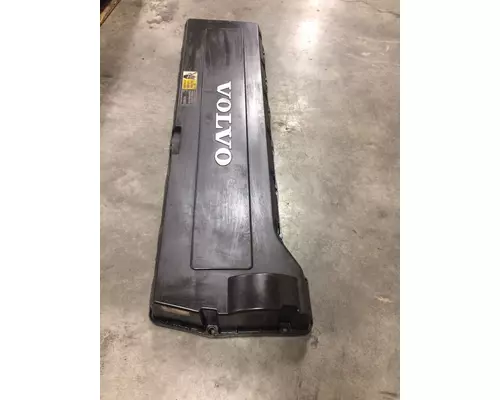 VOLVO D16 SCR Valve Cover