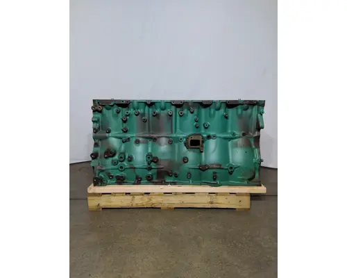 VOLVO D16 CYLINDER BLOCK