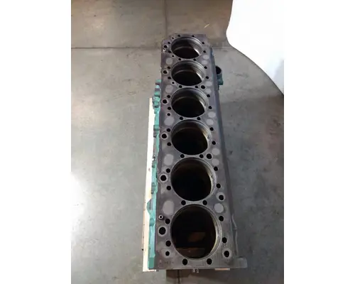 VOLVO D16 CYLINDER BLOCK