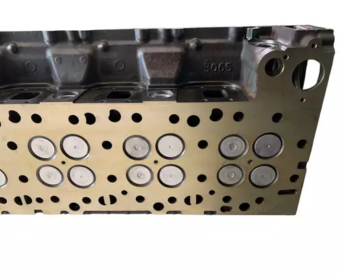 VOLVO D16 Cylinder Head