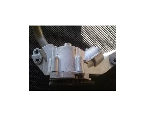 VOLVO D16 Oil Pump