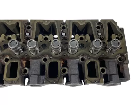 VOLVO D7E Cylinder Head
