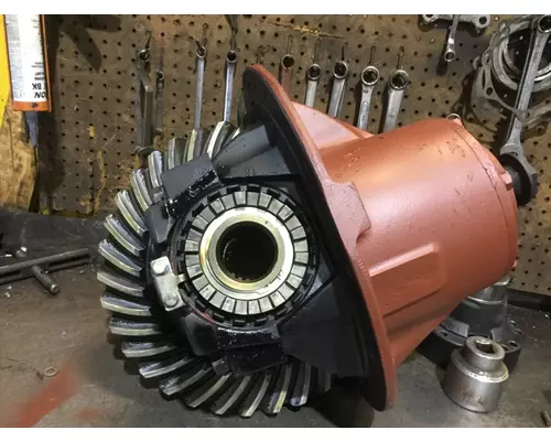 VOLVO EV80R378 DIFFERENTIAL ASSEMBLY REAR REAR